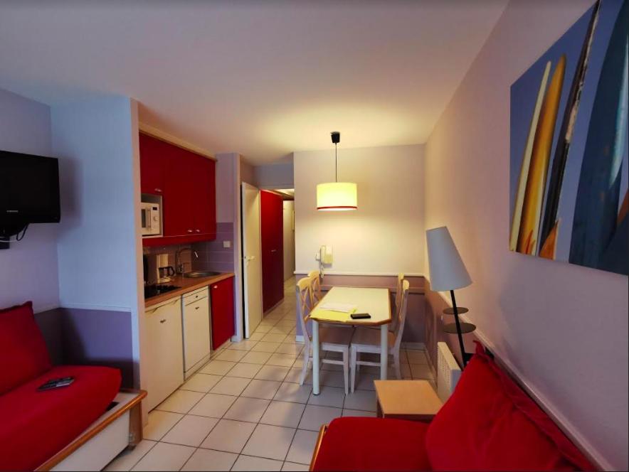 Great Between Golf Course And